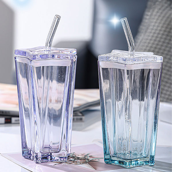 Empty Glass Juice Tumblers With Straws