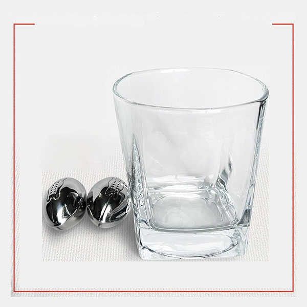 Whiskey Square Glasse
