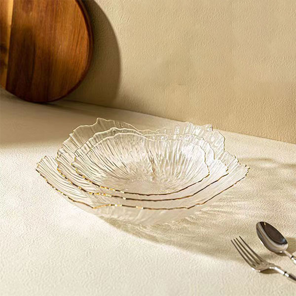 Flower Shaped Plates