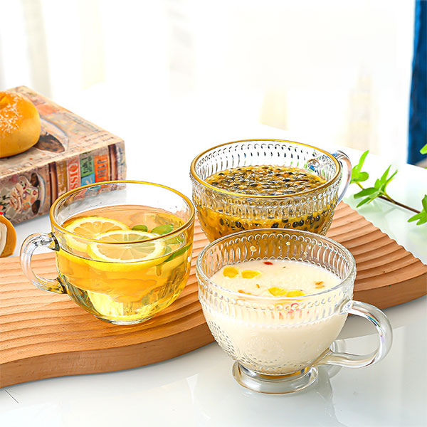 Vintage Mug Set