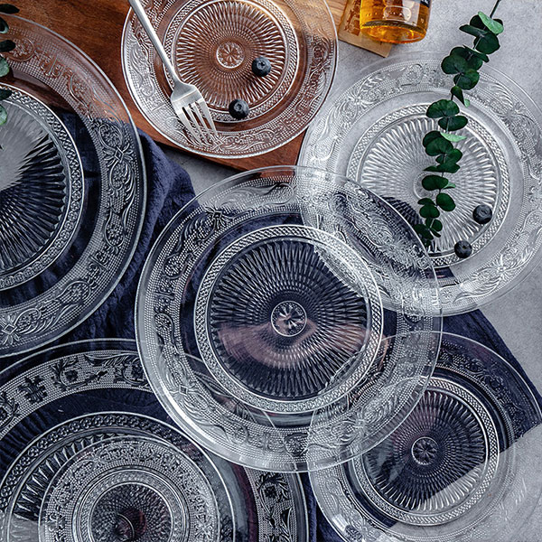 Vintage Plate Set