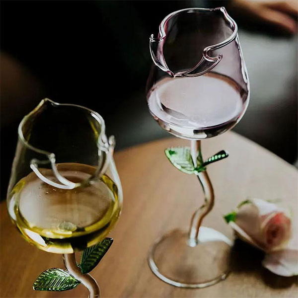 Wine Glass With Roses