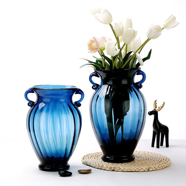 Vase With 2 Handles
